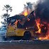 Bandidos explodem dois carros-fortes na BR-343 em ações simultâneas
