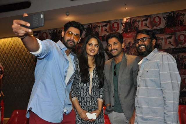 Anushka Shetty Selfie With Allu Arjun & Rana