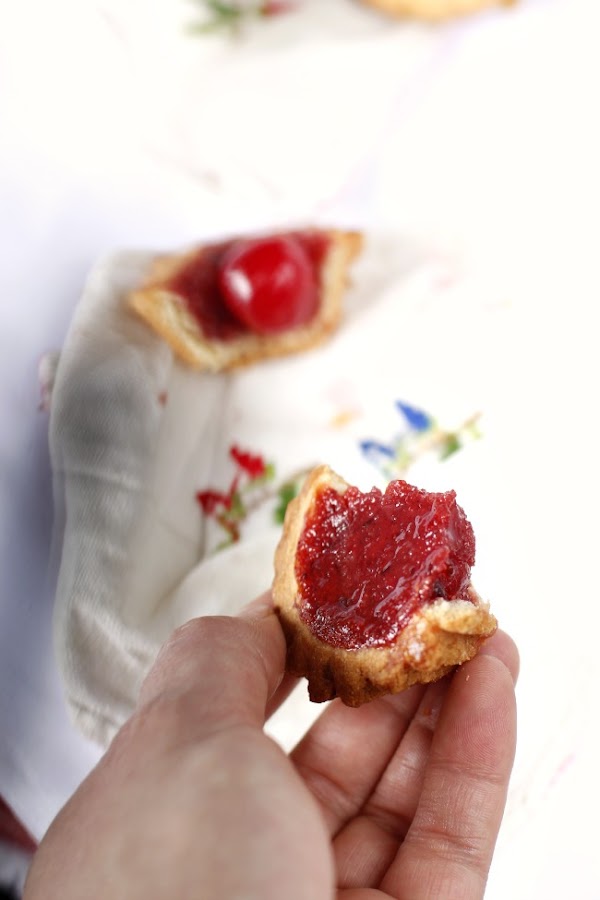 Cherry Pie . http://www.maraengredos.com/