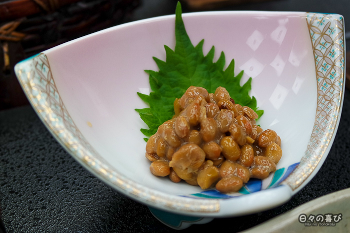 Le retour du vilain nattô ! natto à la table du petit-déjeuner