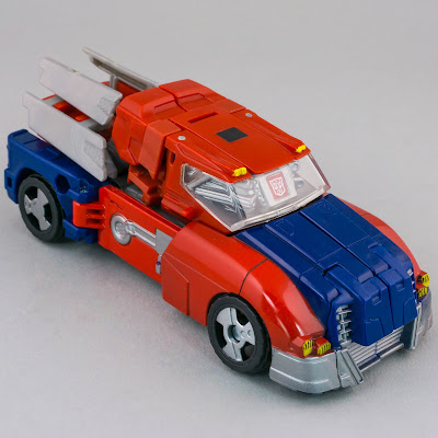 Transformers Generations Orion Pax Robot Mode