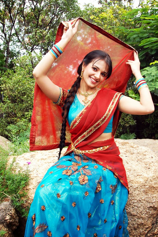 Heroine Saloni hot half saree hot Pictures hot Photos hot