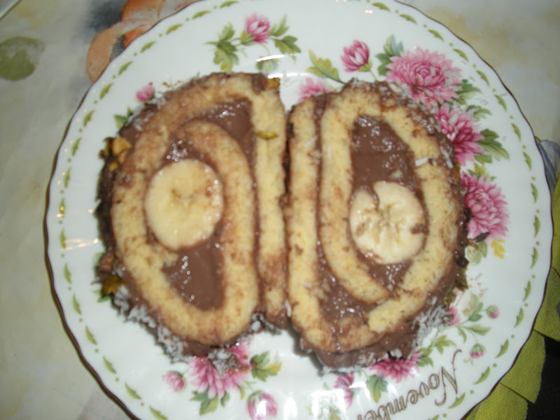 Renkli Dünyam Cikolatali,Muzlu Rulo Pasta