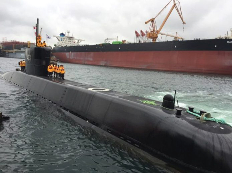 Dok. KRI Nagapasa 403 saat uji laut di Korea Selatan Dok. KRI Nagapasa 403 saat uji laut di Korea Selatan