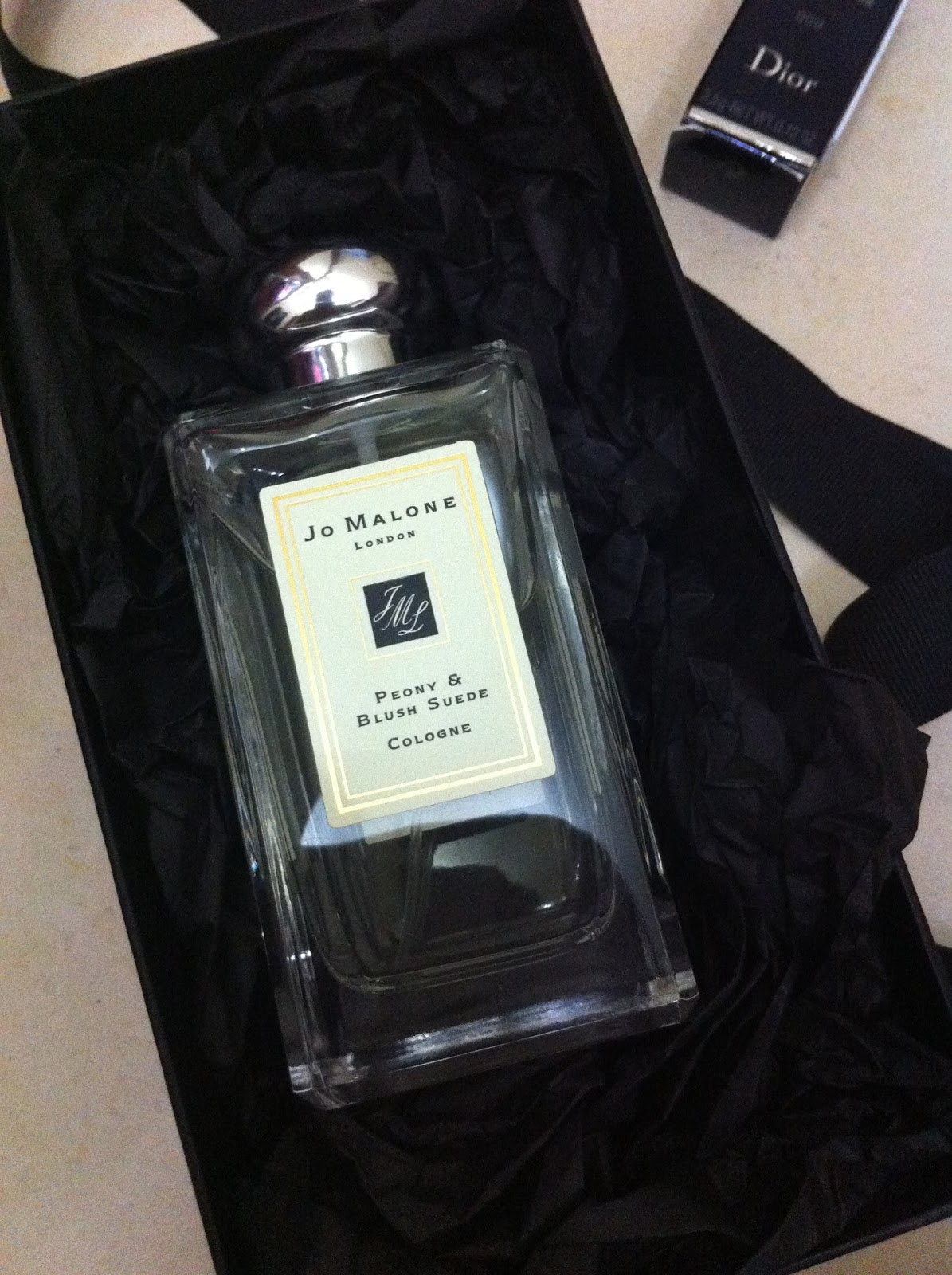 aroma jo malone peony and blush suede