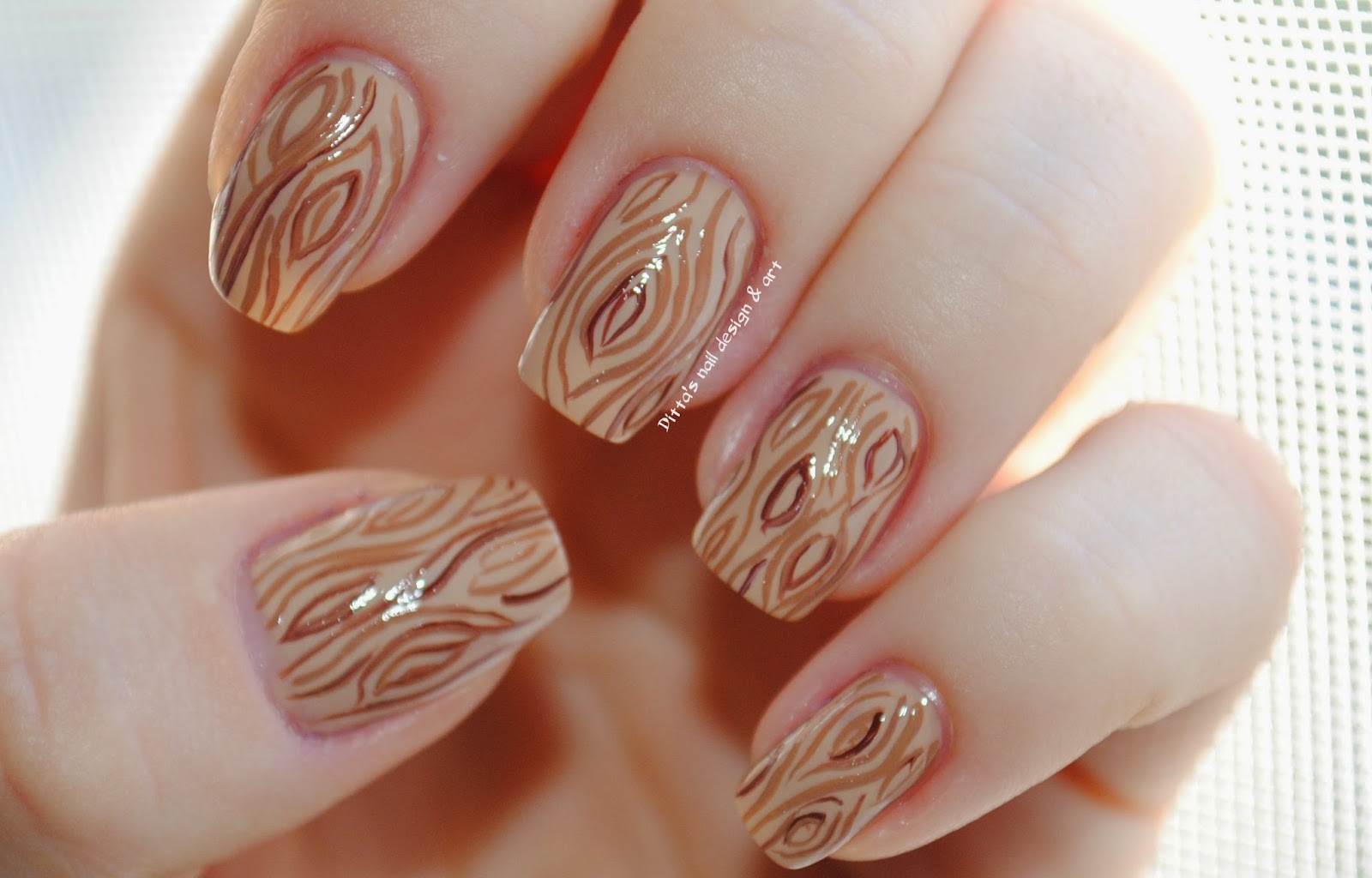 Ditta's nail design & art Alphabet nail art challenge Letter T