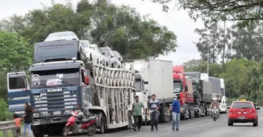 Transportistas de carga acatarán huelga general desde este martes 24 de abril en la macrorregión norte Transportistas de carga acatarán huelga general desde este martes 24 de abril en la macrorregión norte