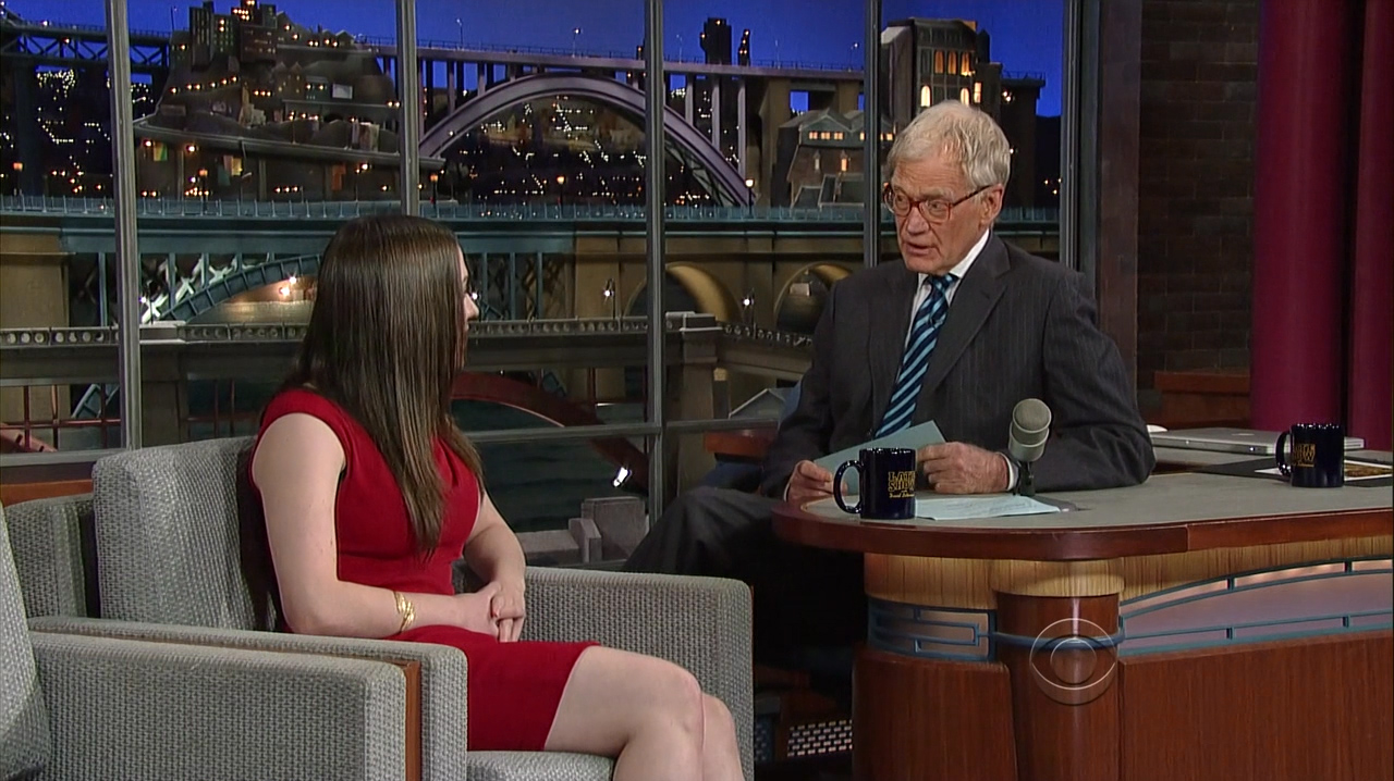 TVDeSab: Kat Dennings - Late Show with David Letterman 10/02/2012