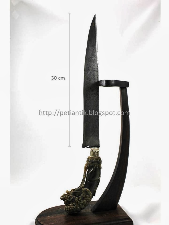4 Senjata Tradisional Nusa Tenggara Barat - Tradisi