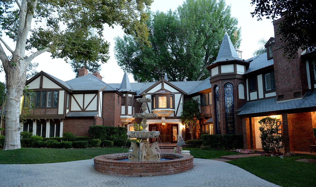 Espaço Michael Jackson Casas onde Michael Jackson viveu