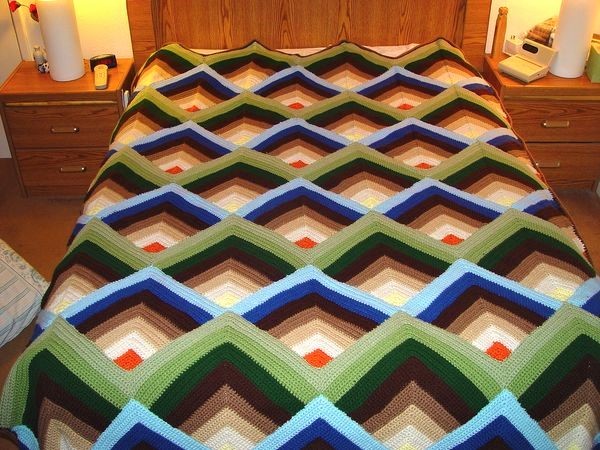 Crochet Afghan Pyramid