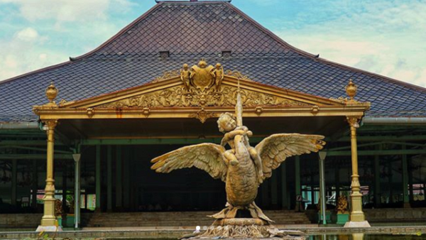 gambar tempat wisata solo Pura mangkunegaran gambar tempat wisata solo Pura mangkunegaran