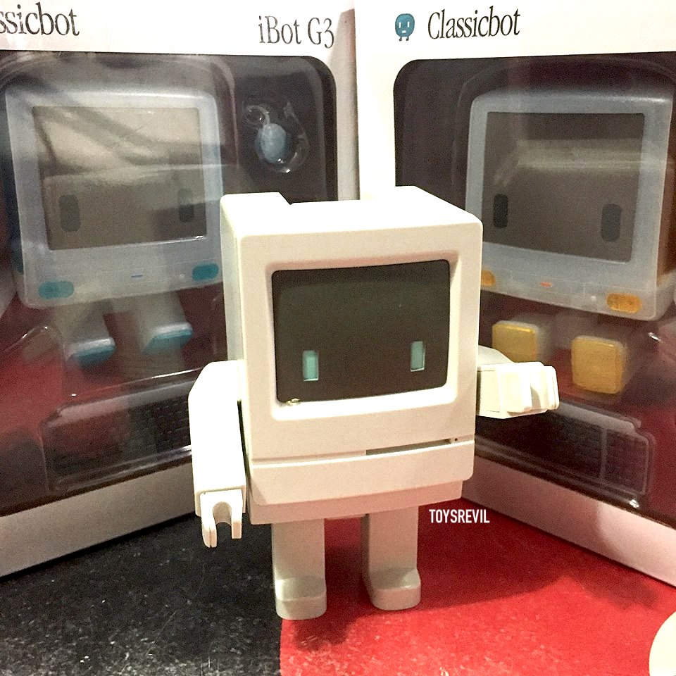 Bondi Blue Classicbot iBot G3 Plastic Toy Figure