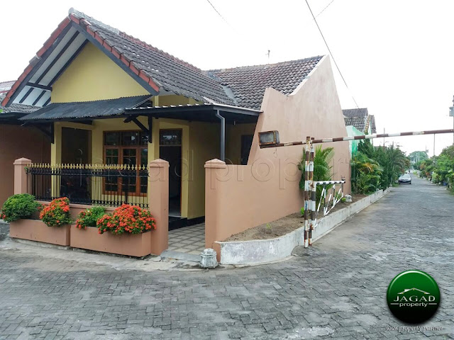 Rumah Sewa dekat Kampus UKRIM Rumah Sewa dekat Kampus UKRIM