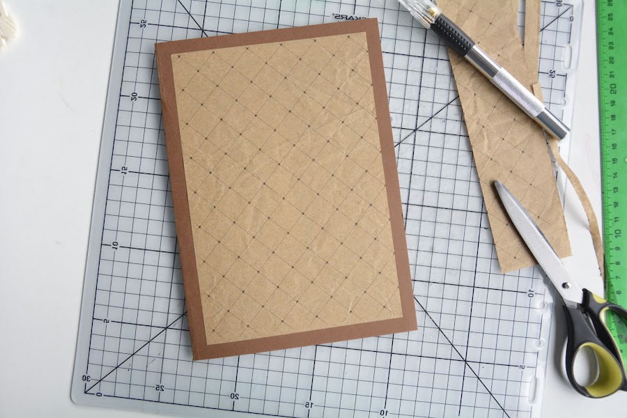 Tarjeta scrapbook papel kraft