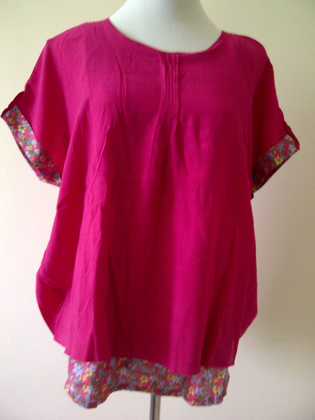 Pretty Kapas Cotton combi plain and flower  blouse  baju 
