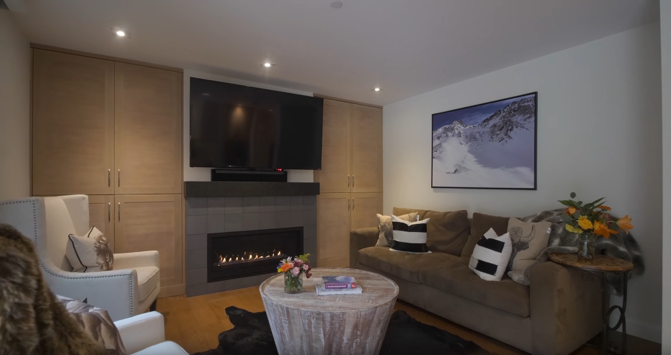 14 Photos vs. 600 Vail Valley Drive #A-6, Vail, CO vs. Condo Interior Design Tour