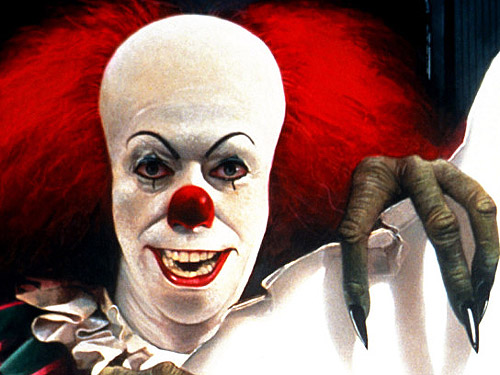 Pennywise avec Bateau