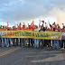 Entre Rios: Petroleiros fecham BR e protestam contra venda de campos da Petrobras