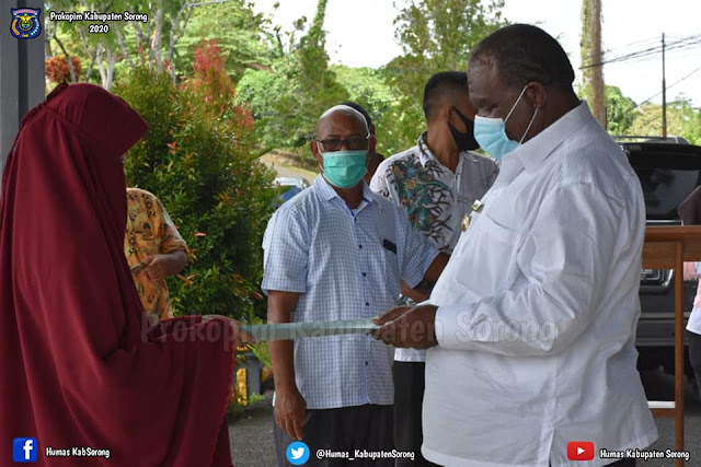 Johny Kamuru Ungkap 4 dari 51 Pasien Covid-19 Masih di Karantina di Sorong Johny Kamuru Ungkap 4 dari 51 Pasien Covid-19 Masih di Karantina di Sorong