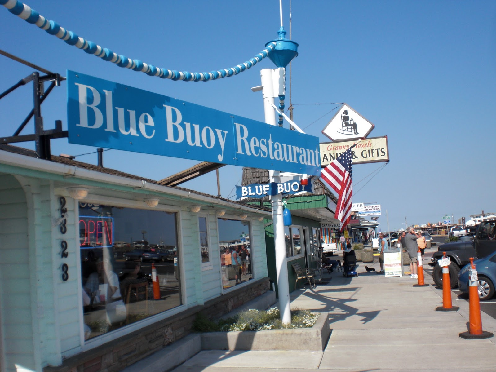 Review Adventures Blue Buoy Restaurant Westport Washington