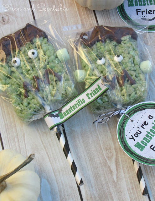 if you are going to be packaging these guys up for a little halloween gift or classroom treat i have also created a couple of free printable tags for you