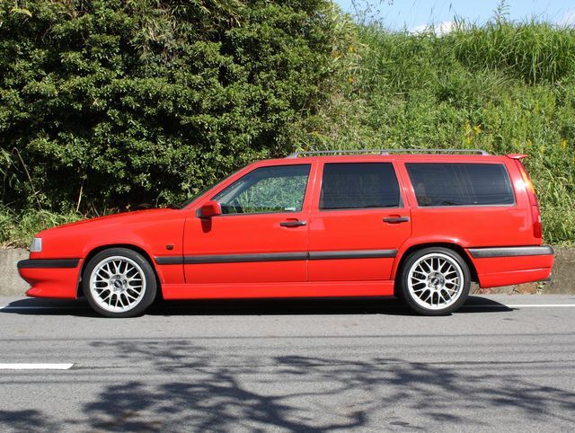 Special Red 97 850R Model Year Volvo Estate