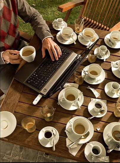 This is what happens to those who drink a lot of coffee!
