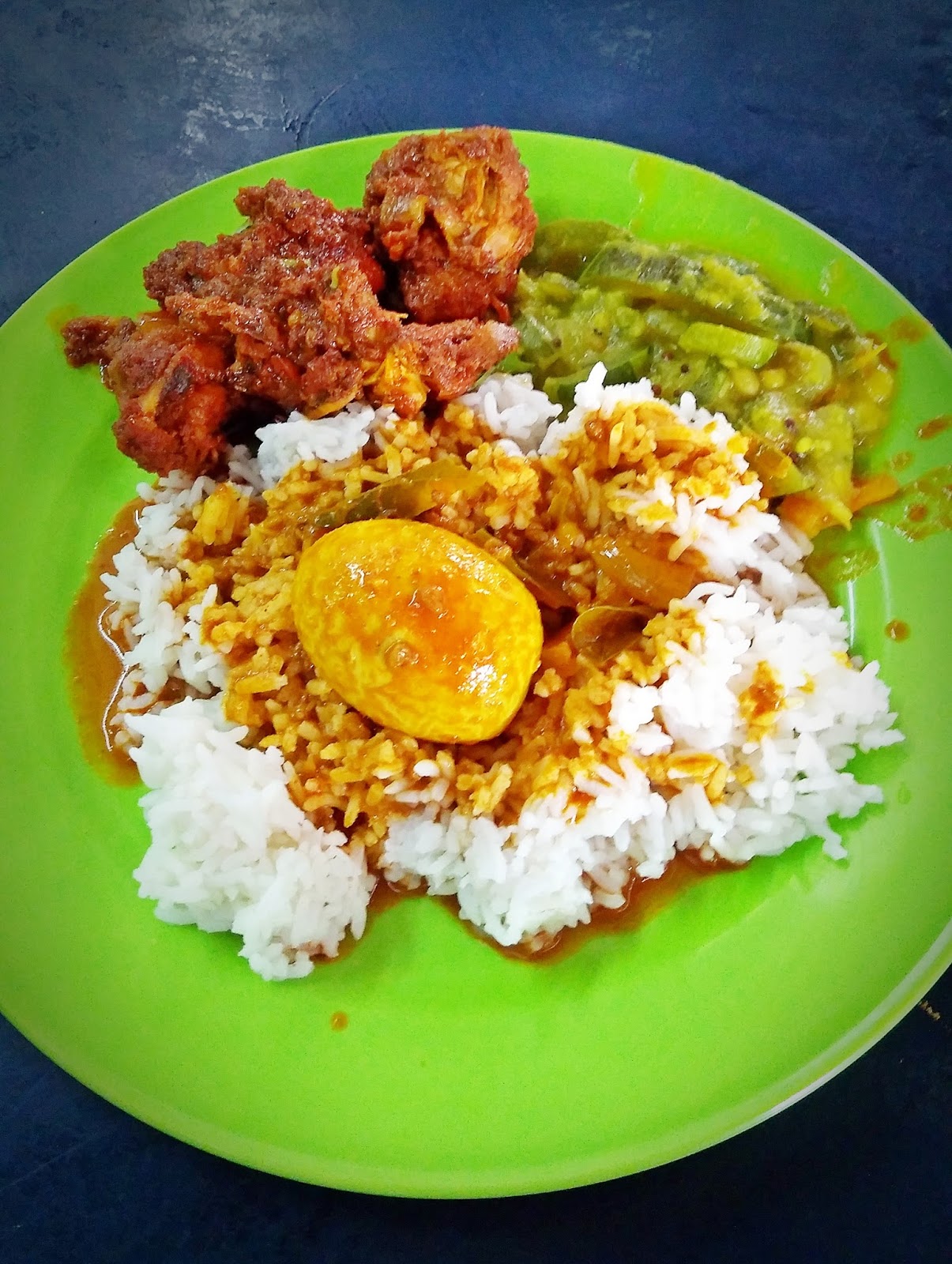 Venoth s Culinary Adventures Indian Food Stall No 12 At Food Court venoth-s-culinary-adventures-indian-food-stall-no-12-at-food-court