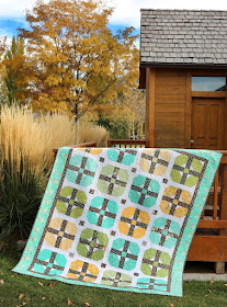 Sincerely quilt pattern by A Bright Corner - fat quarter friendly pattern