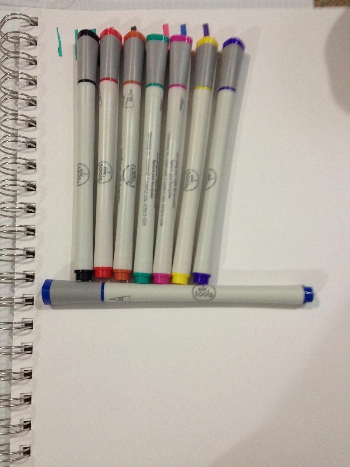Tangle Road Test of Ohuhu Dual Tip Brush Pens - Chrissie Murphy Designs
