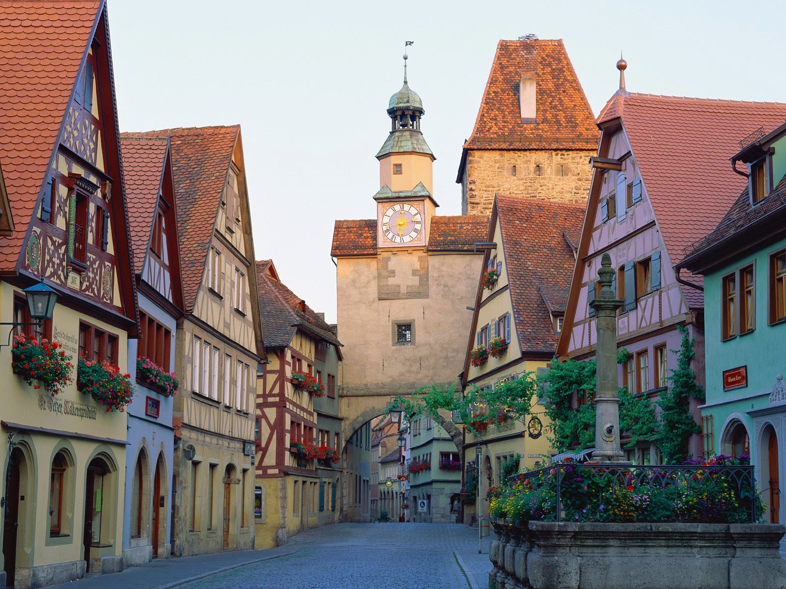 Rothenburg ob der Tauber Photos Hub