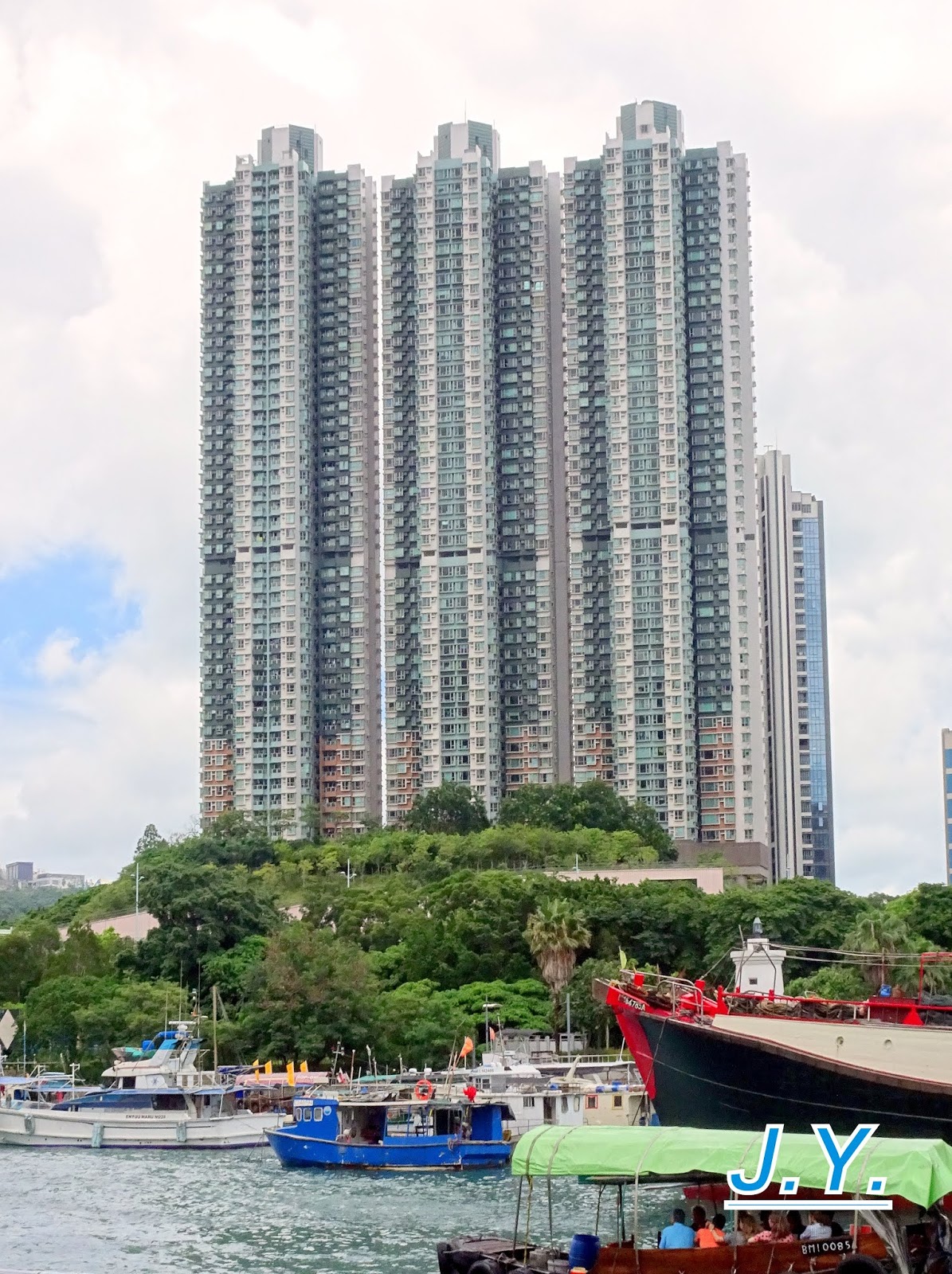 P E T I S C U K A Harbourview of luxuryapartment, Ap Lei Chau