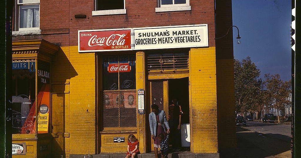 Vintage Everyday 50 Amazing Color Photographs Captured