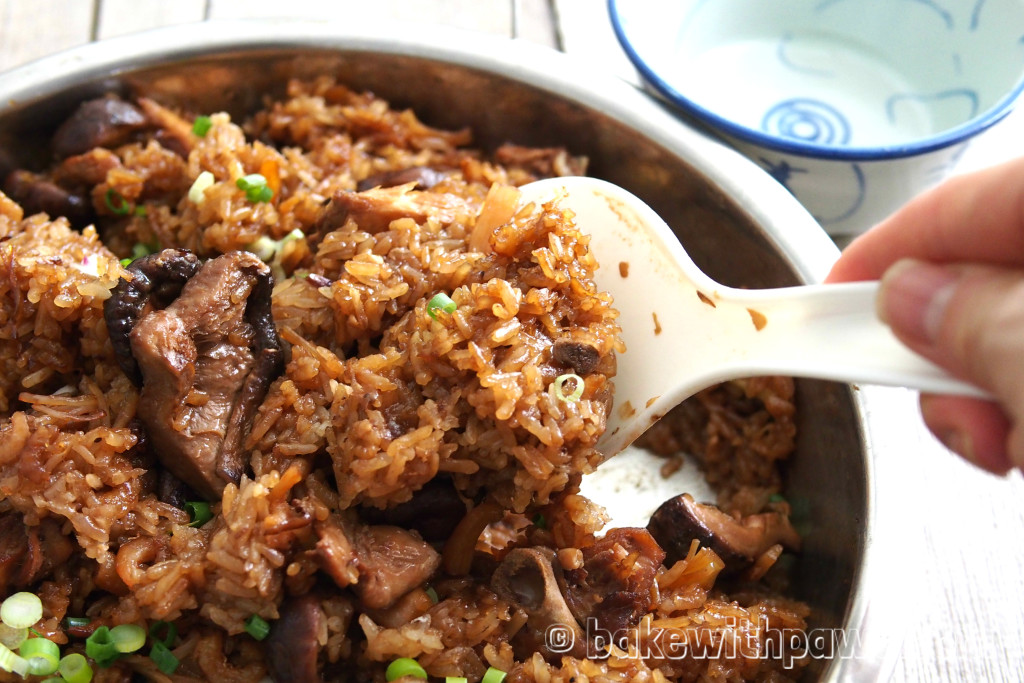 Steamed Glutinous Rice, Lor Mai Fan (糯米飯) - BAKE WITH PAWS