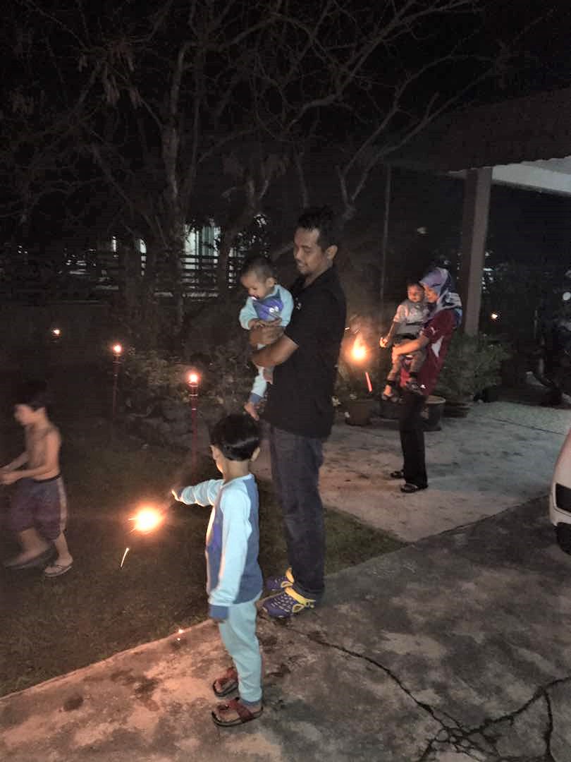 Playing Sparklers On Last Night Before Eid Playing Sparklers On Last Night Before Eid