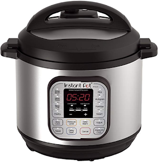 An instant pot makes a great gift for college students! Instant pot mini
