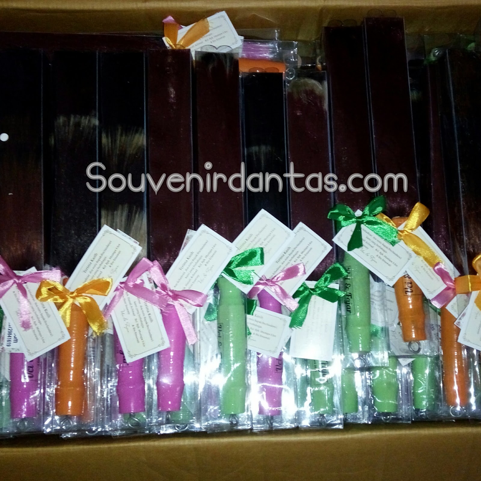 souvenir kemoceng benang kemoceng bulu sintetis dan kemoceng bulu ayam souvenir dan tas st 2 souvenir kemoceng benang kemoceng bulu sintetis dan kemoceng bulu ayam souvenir dan tas st 2