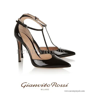 Crown Princess Mary Style GIANVITO ROSSI Patent-leather T-bar Pumps