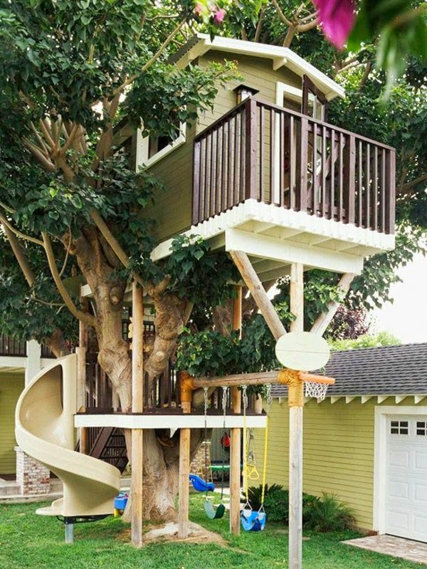 Super fun Playhouse for the kids!