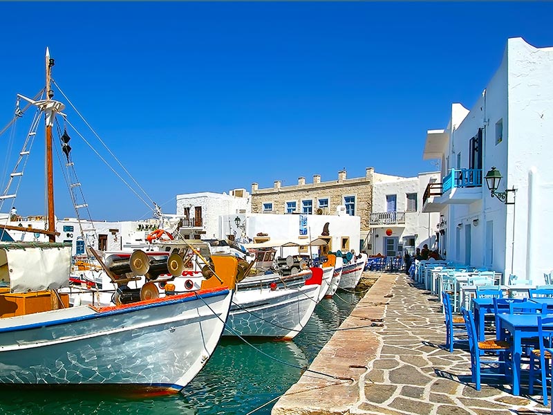 Naoussa Hotels Paros