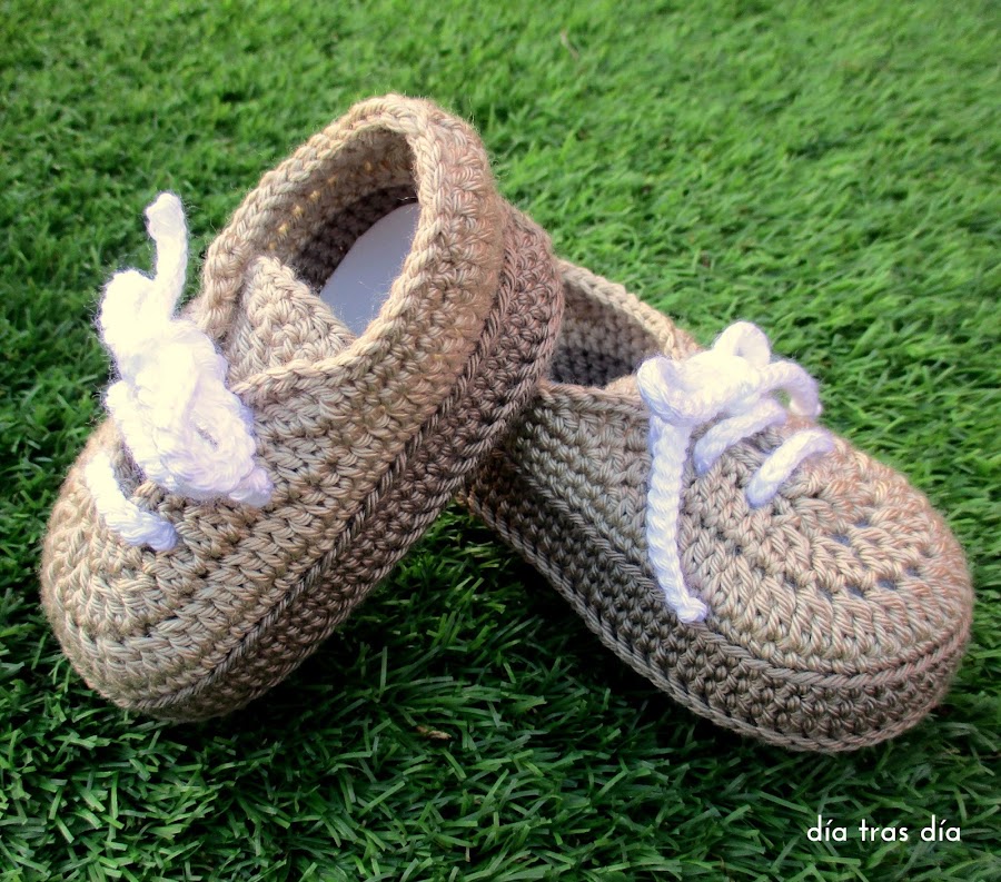 Zapatos bebé crochet
