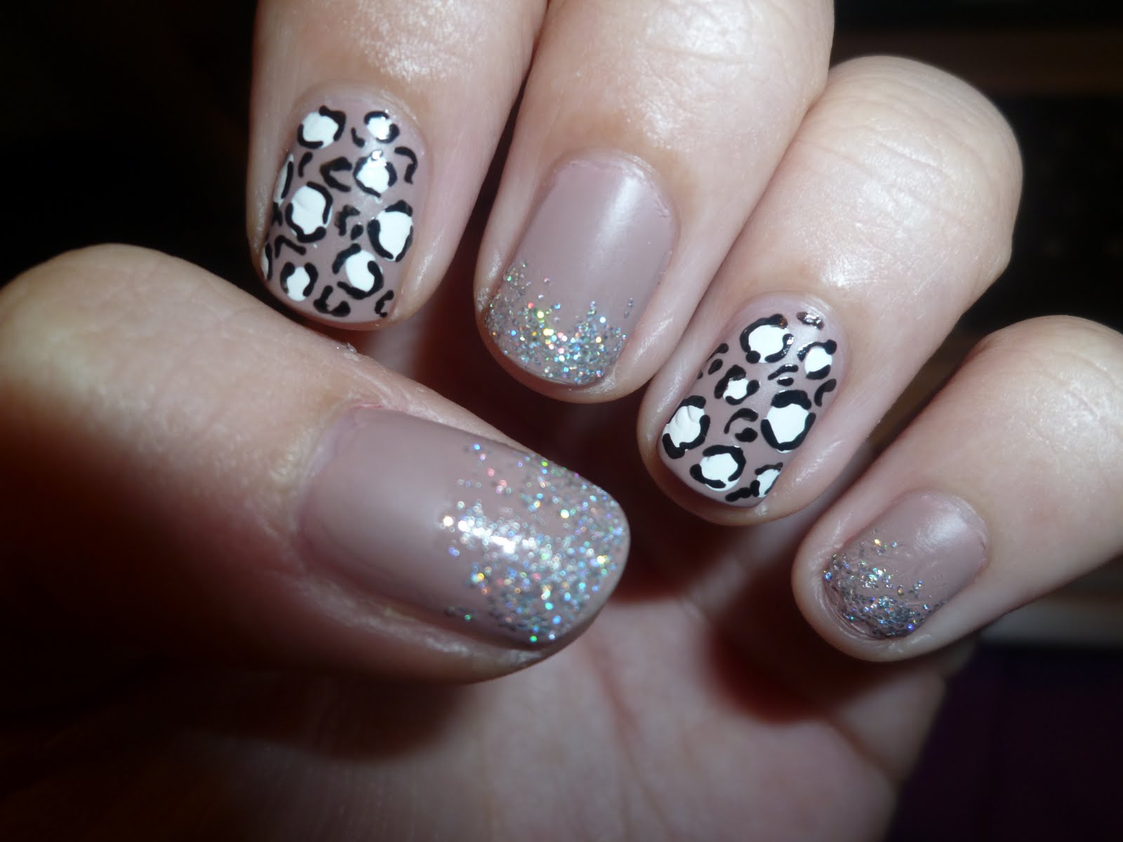 the little curly girl: nail art