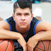 Kentucky: scuola toglie la foto del giocatore di basket gay dall'annuario