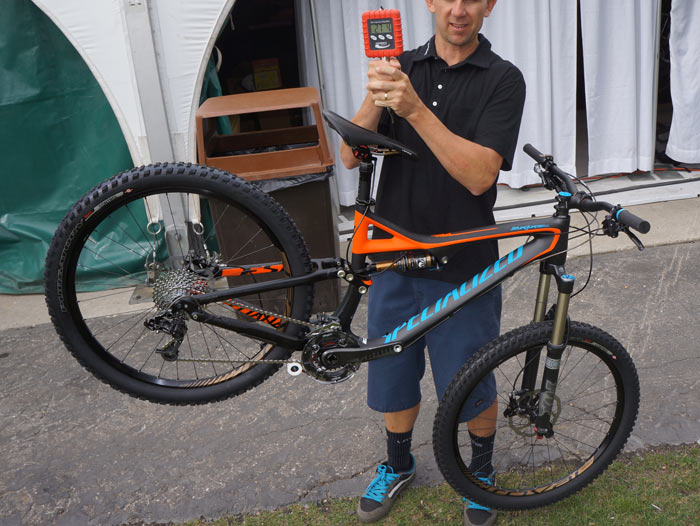 Stumpjumper+FSR+Expert+EVO+carbon+26%E2%80%B3+12.43Kg.jpg
