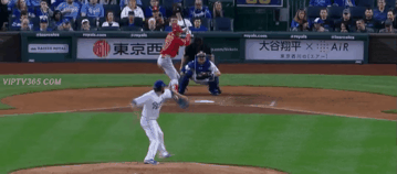 00EA591F-A527-4D2D-A61C-461E5319D705.gif