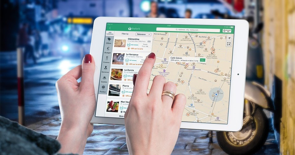 CARA Mensiasati lokasi usaha yang kurang Strategis - Infoin Aja