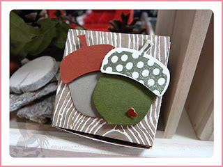 Stampin' Up! Rosa Mädchen beim Teamtreffen von Jenni Pauli und Helga Hopen Stampin' Up Rosa Mädchen Kulmbach Teamtreffen Jenni Pauli Helga Hopen Schachtel Eichel Herzkonfetti Eichelstanze Holzmaserung Designerpapier