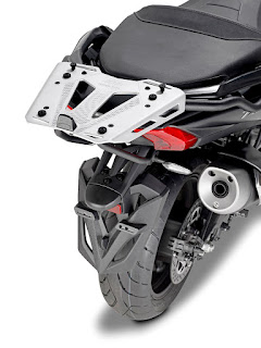 GIVI-Yamaha-T-MAX-cajon GIVI-Yamaha-T-MAX-cajon