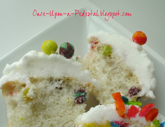 surprise-inside-cake-cereal-deborah-stauch-fruity-pebbles-froot-loops surprise-inside-cake-cereal-deborah-stauch-fruity-pebbles-froot-loops